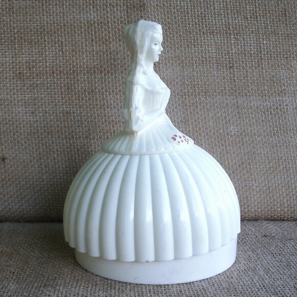 Vintage Southern Belle Plastic Sewing Caddy Figurine - Picture 7 of 16